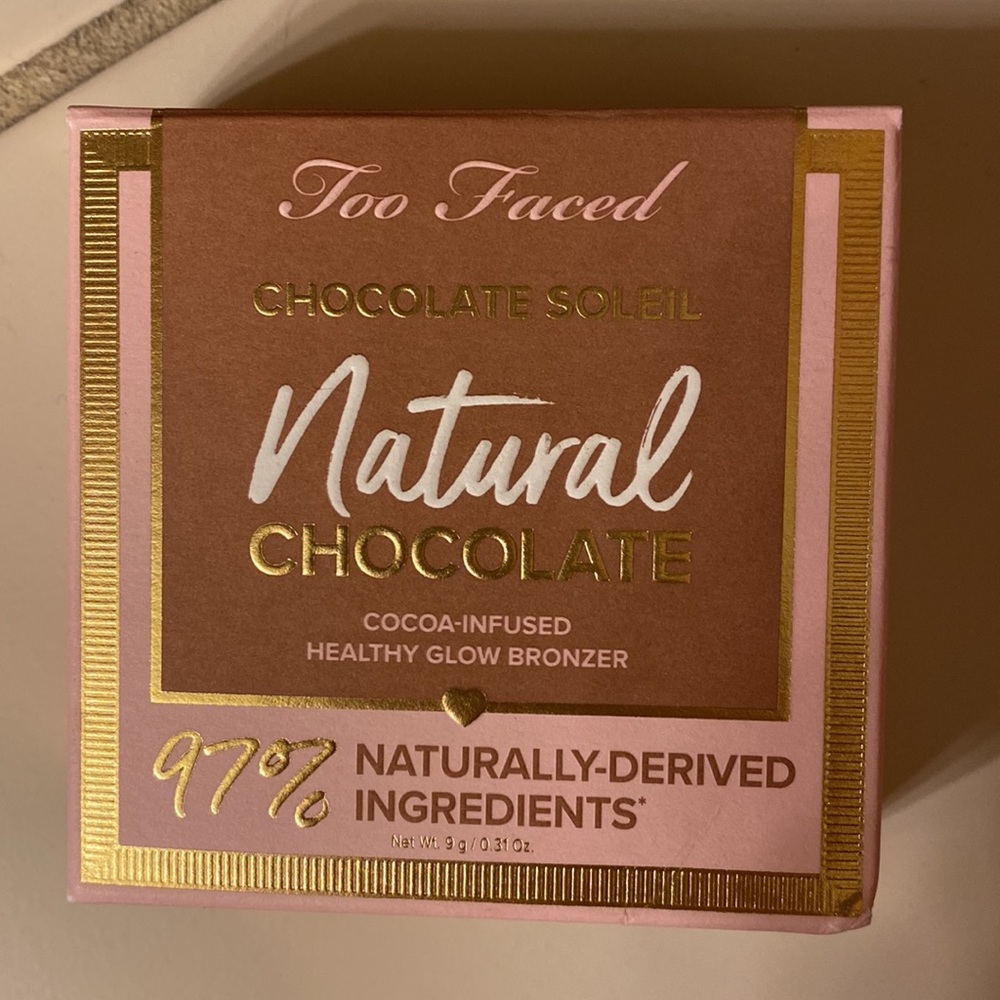 Too Faced Cocoa-Infused Healthy Glow Bronzer